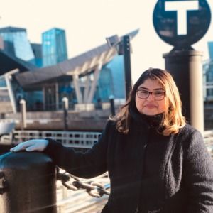 Meet your Posher, Carla